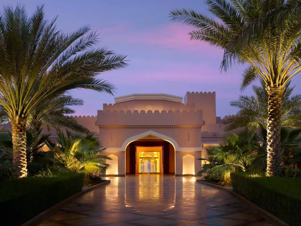 Shangri La Al Husn